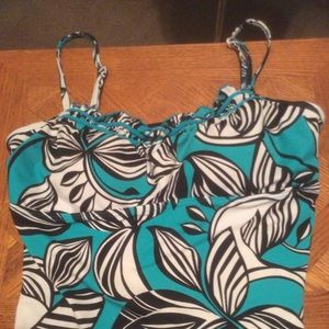 South point size 16 swim suit top
